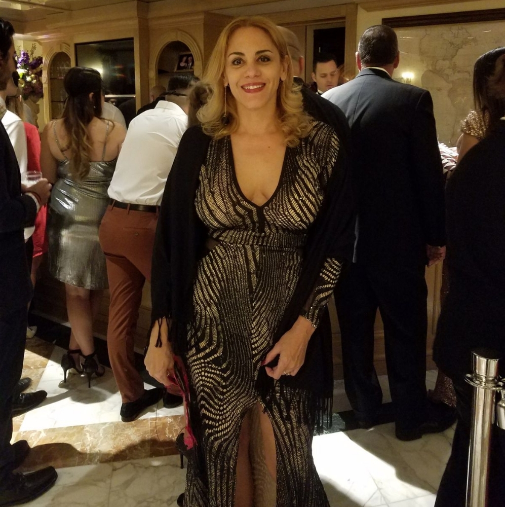 Meet your Seller Sandy 🐈‍⬛